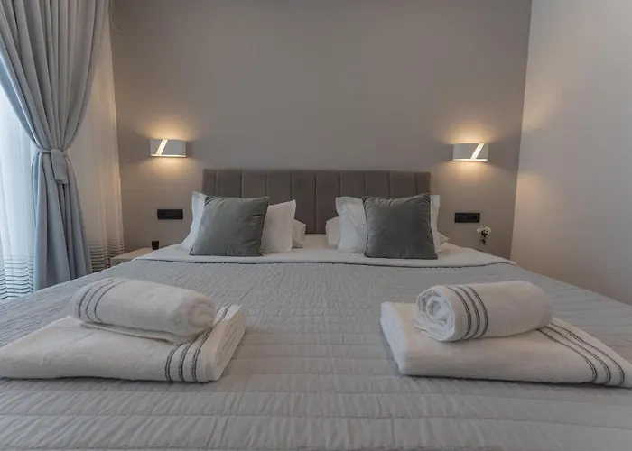 Sky & Sun Luxury With Private Parking In The Garage 4* Zara