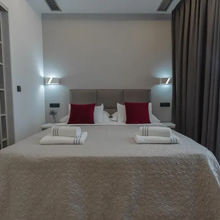 Sky & Sun Luxury With Private Parking In The Garage Oda ve Kahvaltı Zadar