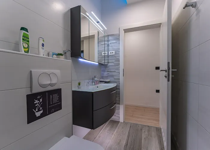 Sky & Sun Luxury With Private Parking In The Garage 4* Zadar